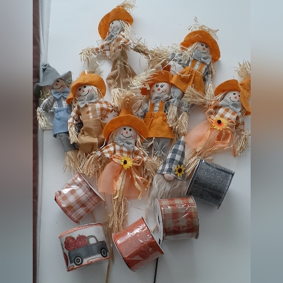 Fall Ribbon & Mini Scarecrows - Picture 5 of 7